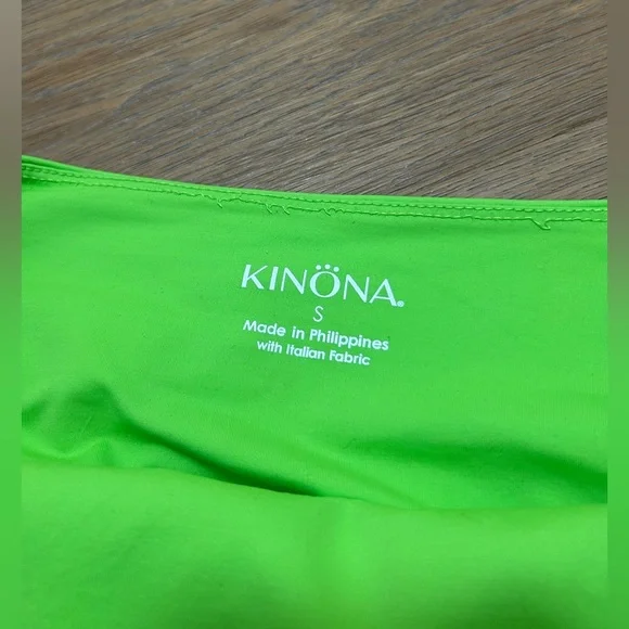 Medium/large fit golf skirt/skort Kinona